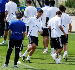 皇马尤文欧冠决赛12日（欧冠皇马尤文次回合）