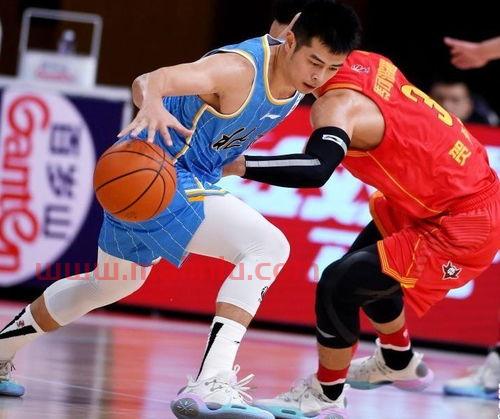 季后赛首钢对深圳比分（北京首钢对深圳比赛录像回放）