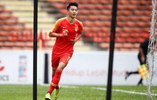 中国足球是国家队给钱吗（中国的足球是）