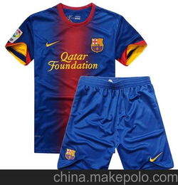 意大利新款足球队服图片（意大利足球队服装）