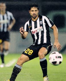 28号的足球进球数(足球28号是谁的球衣)