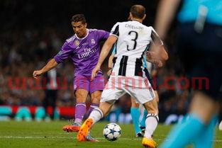 c罗生涯总进球数至今多少年(c罗职业生涯总进球数多少)