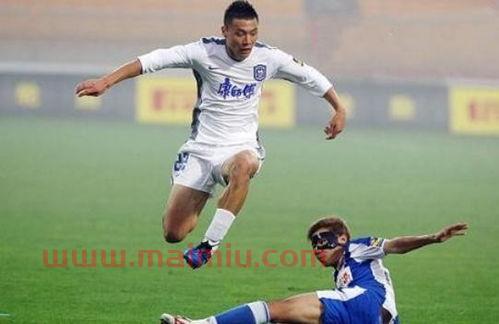 踢足球进球方式有几种规则(踢足球进球视频)