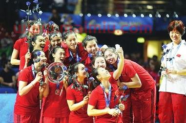 郎平谈中国女排不敌美国（郎平执教美国女排和中国女排）